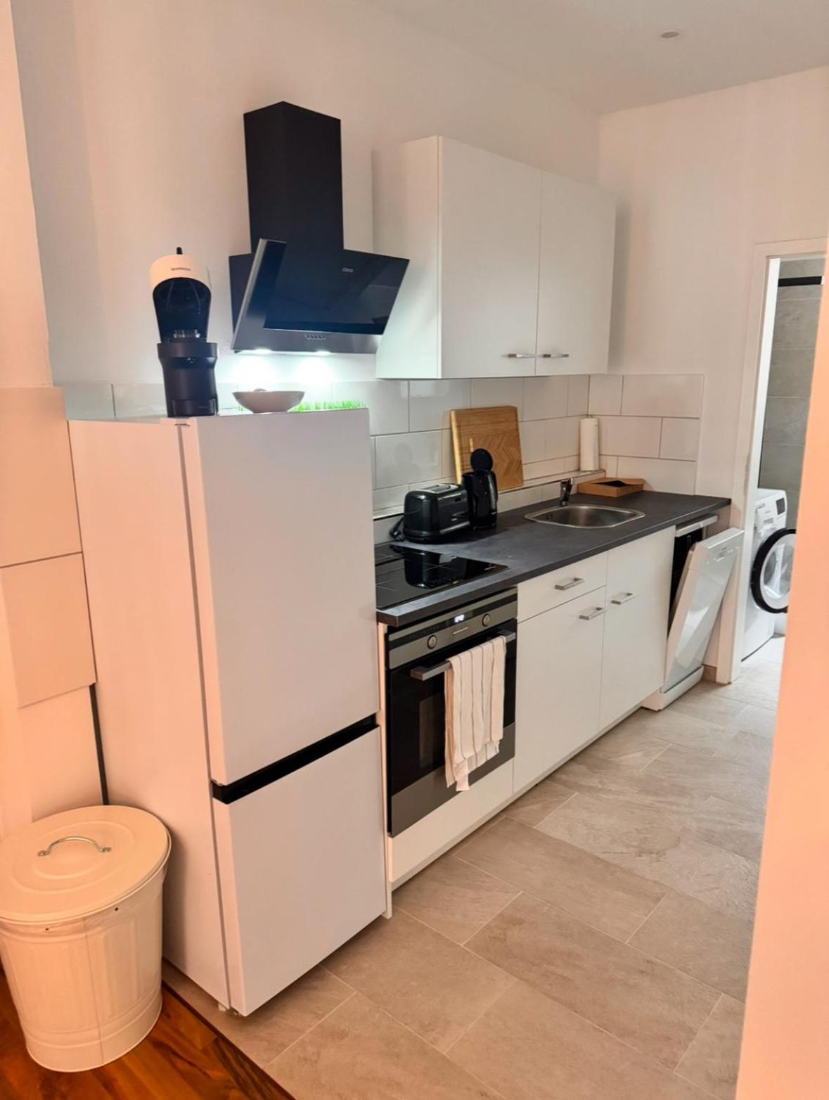 New Apartment In Magdeburg Buckau - Waschmaschine, Smart-Tv, Neues Badezimmer Экстерьер фото